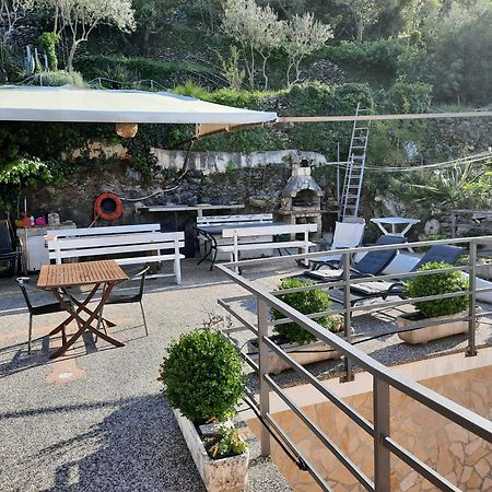 Apartmani I Soba Roberto I Mirjana วาลุน ภายนอก รูปภาพ