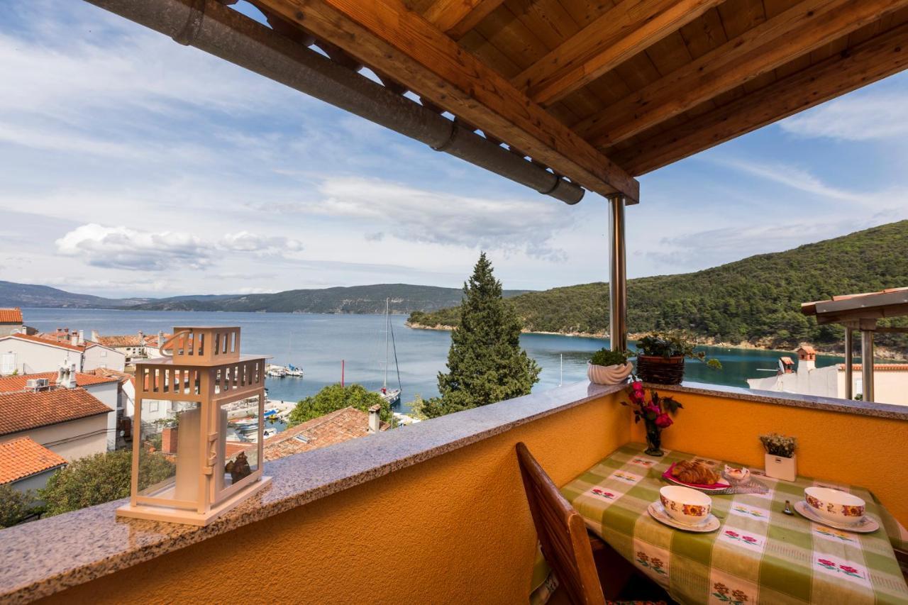 Apartmani I Soba Roberto I Mirjana วาลุน ภายนอก รูปภาพ