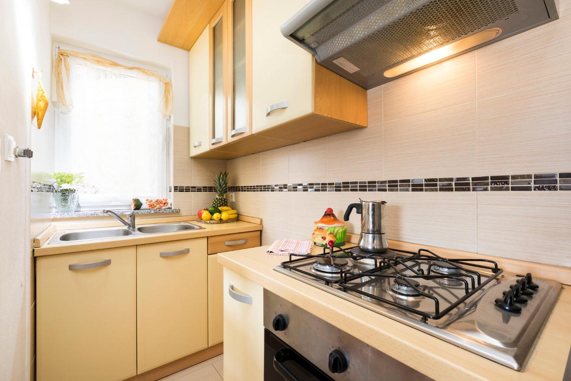 Apartmani I Soba Roberto I Mirjana วาลุน ภายนอก รูปภาพ