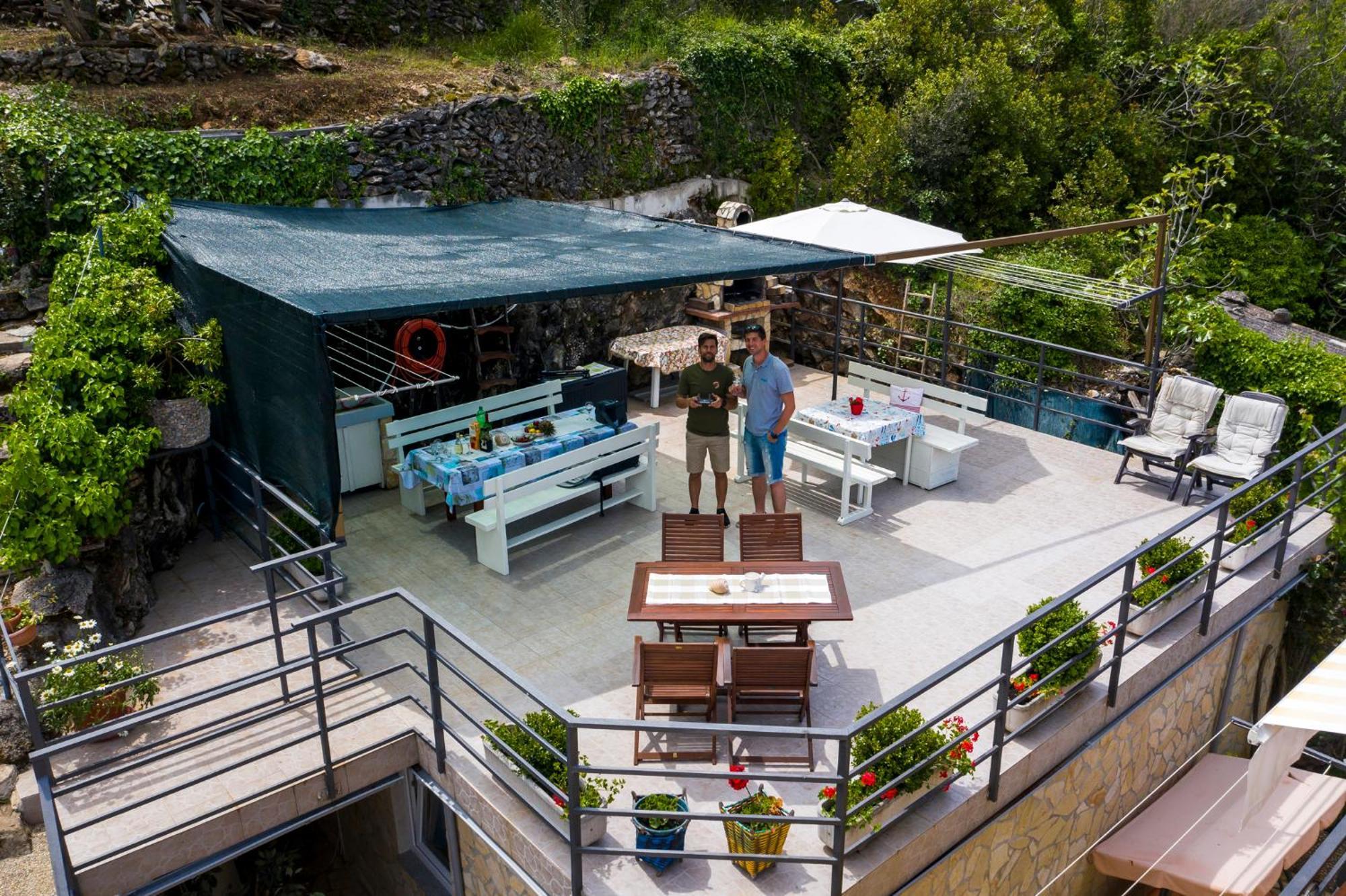 Apartmani I Soba Roberto I Mirjana วาลุน ภายนอก รูปภาพ