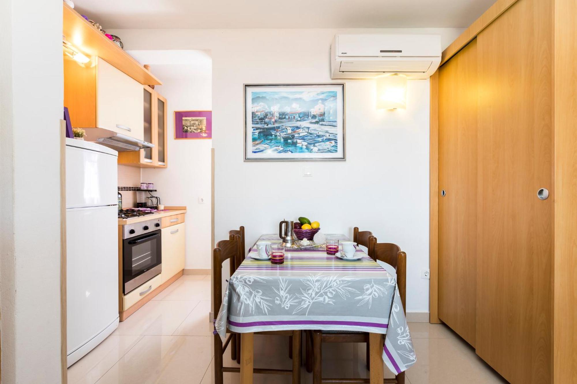 Apartmani I Soba Roberto I Mirjana วาลุน ภายนอก รูปภาพ